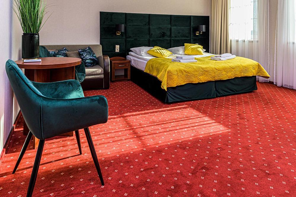 Hotel Stara Gorzelnia Licheń Extérieur photo