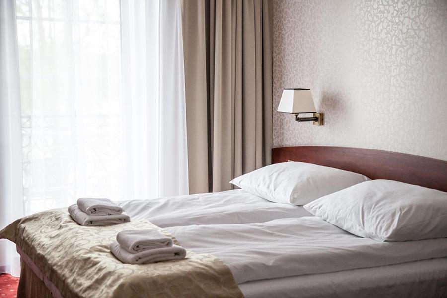 Hotel Stara Gorzelnia Licheń Extérieur photo
