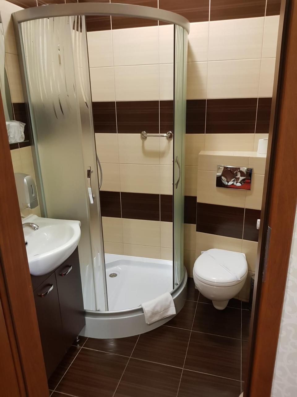 Hotel Stara Gorzelnia Licheń Extérieur photo