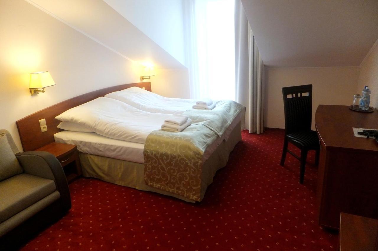 Hotel Stara Gorzelnia Licheń Extérieur photo